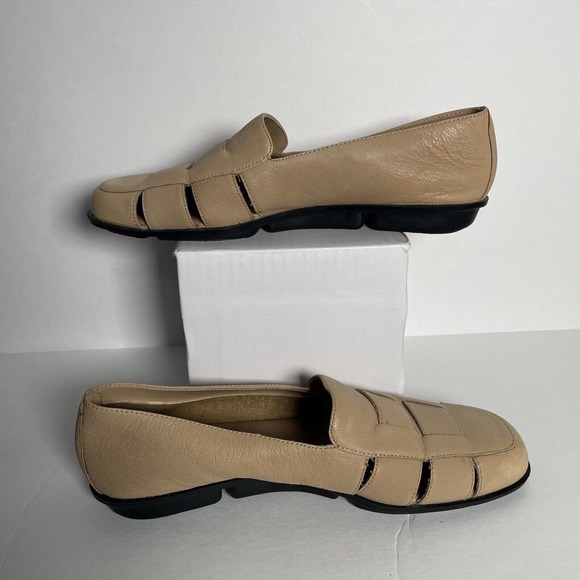 Aerosoles Aerology Flex Flat Slots Of Fun 8 M Beige Tan Leather Woman’s Shoes - Picture 3 of 13